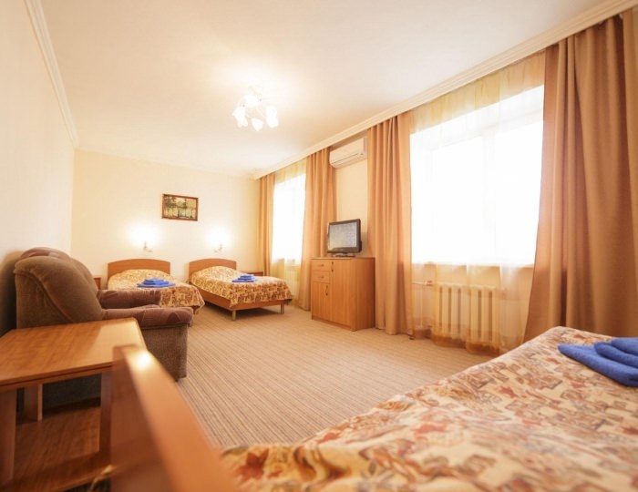 Номер улучшенный с 3 односпальными кроватями - Гостиница «Москва»