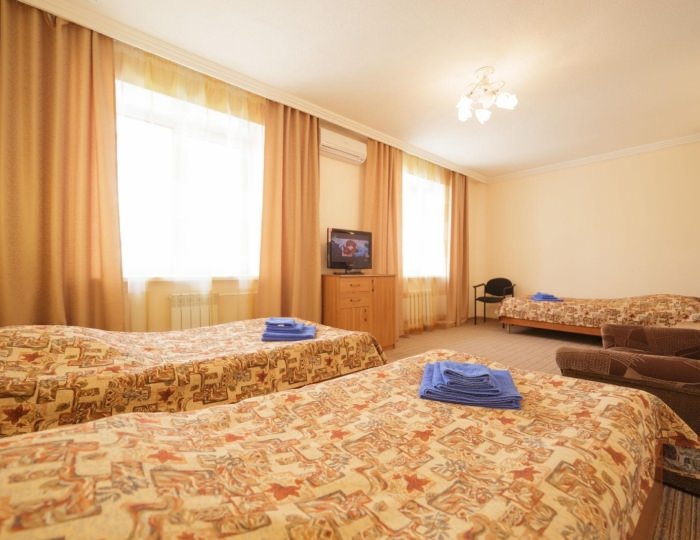 Номер улучшенный с 3 односпальными кроватями - Гостиница «Москва»