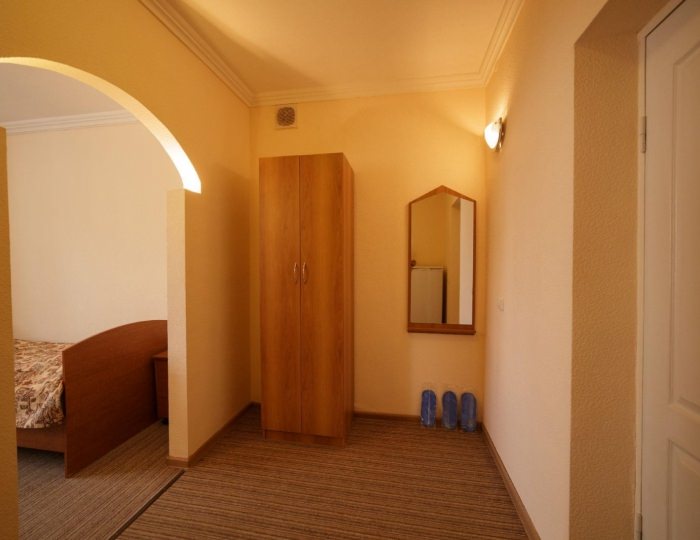 Номер улучшенный с 3 односпальными кроватями - Гостиница «Москва»