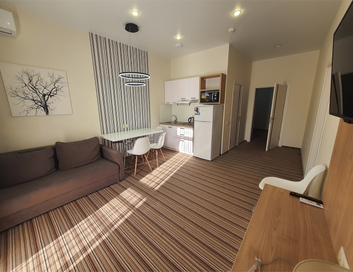 Апартаменты Улучшенные апартаменты 4-м 3-к (2) - Санаторий «Жемчужина моря»