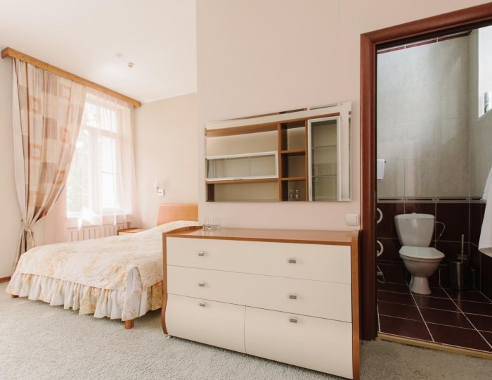 Полулюкс корп. Спутник-Камчатка - Гостиница «Спутник, Бел-Кам-Тур»