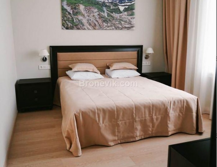 Люкс двухкомнатный корп. Спутник - Гостиница «Спутник, Бел-Кам-Тур»