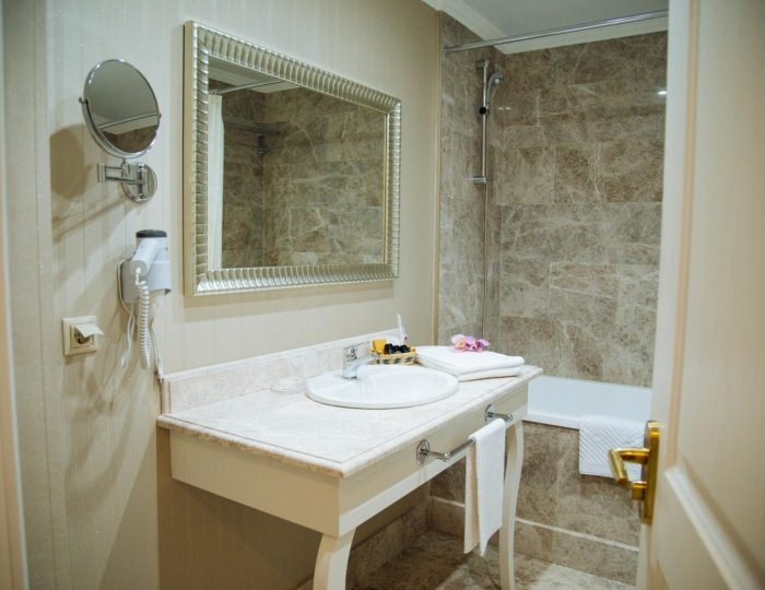 Номер стандарт с 1 двуспальной кроватью - Гостиница «Астраханская» Астрахань