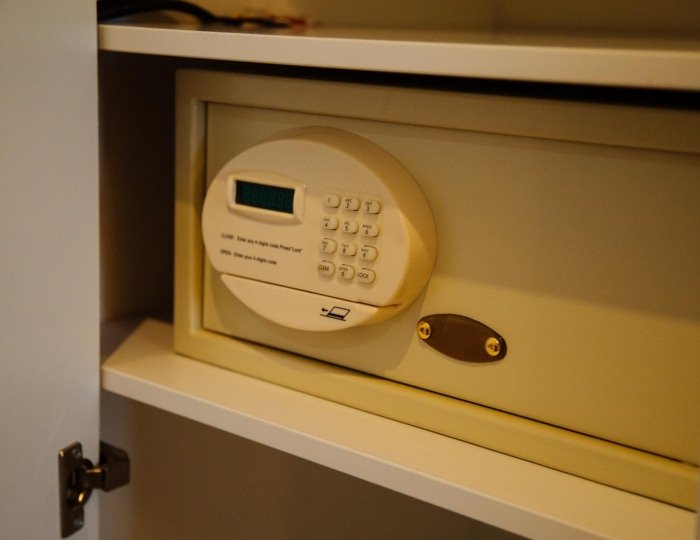 Номер стандарт комфорт с 1 двуспальной кроватью - Гостиница «Астраханская» Астрахань