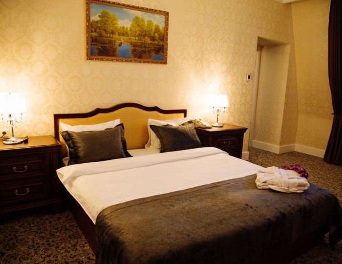 Номер люкс (с завтраком) - Гостиница «Астраханская» Астрахань