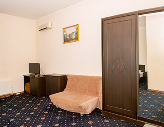 Стандарт улучшенный трехместный - Гостиница «Максимус»