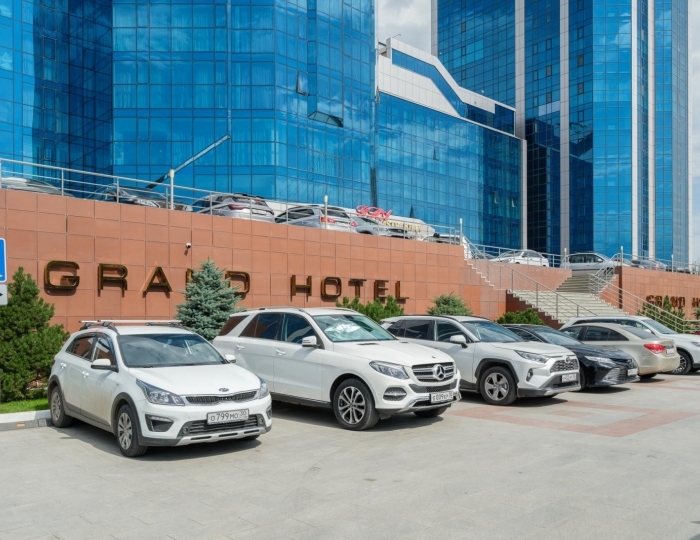 Marins Grand Hotel / «Маринс Гранд Отель» Астрахань