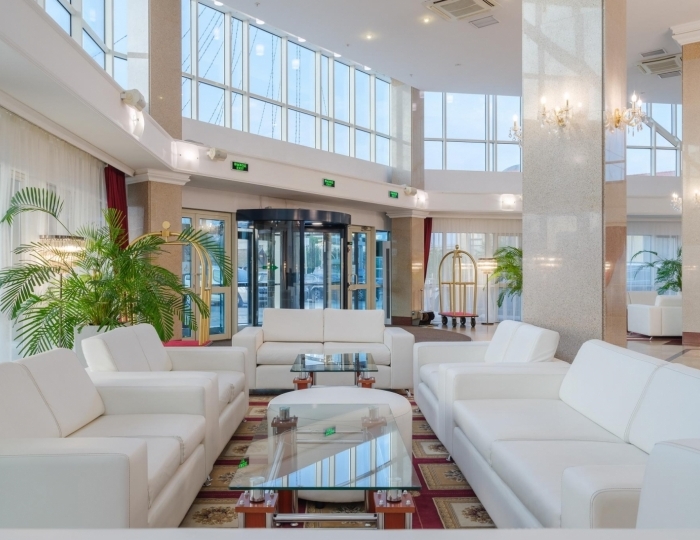 Marins Grand Hotel / «Маринс Гранд Отель» Астрахань