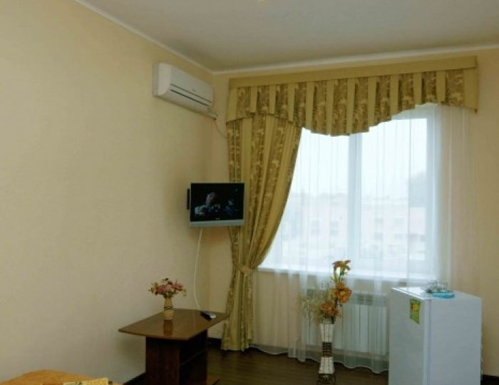 СТАНДАРТ ДВУХМЕСТНЫЙ С БОЛЬШОЙ КРОВАТЬЮ - Гостиница «Золотой Джин» Астрахань