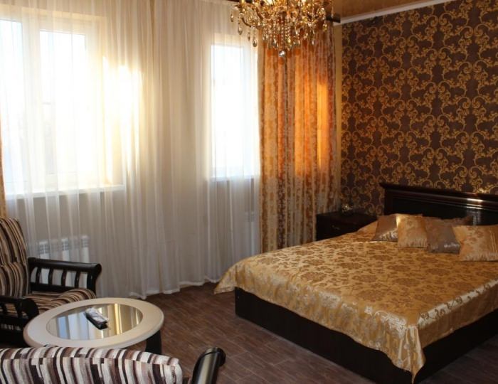 Номер стандарт улучшенный с 1 двуспальной кроватью - Мини-отель «Сафари» Астрахань