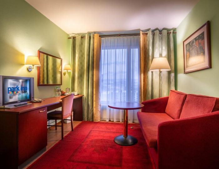 Номер полулюкс - Гостиница Park Inn by Radisson Poliarnie Zori / Парк Инн Полярные Зори Мурманск