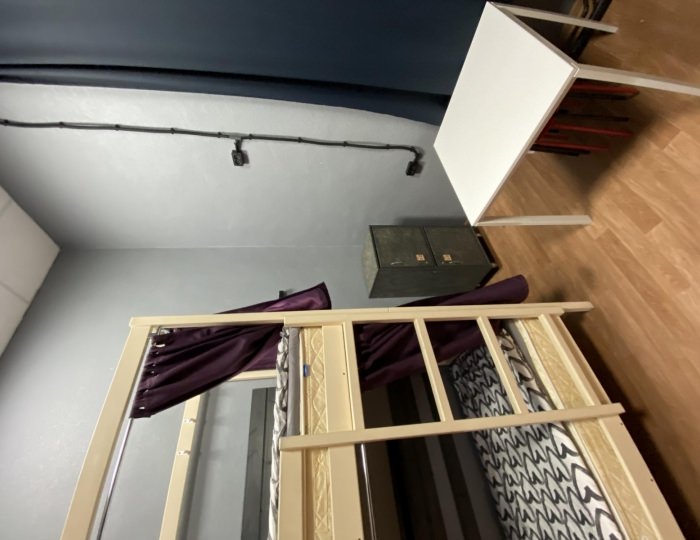 Кровать в общем 4-местном женском номере - Хостел Good Night rooms & hostel / Гуд найт Мурманск