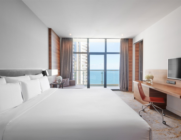 Люкс 2 местный Супериор, кровать King size, вид на море - Отель Pullman Sochi Centre / Пуллман Сочи Центр