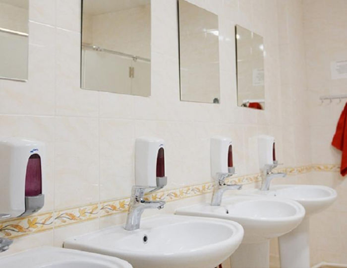 Номер эконом с 1 двуспальной кроватью - Отель «Гостевой центр На Донбасской» Воронеж