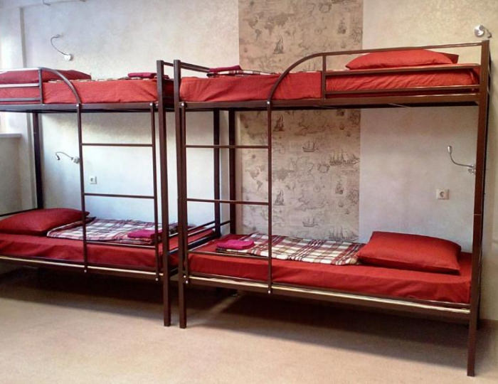 Кровать в общем номере - Отель «Гостевой центр На Донбасской» Воронеж