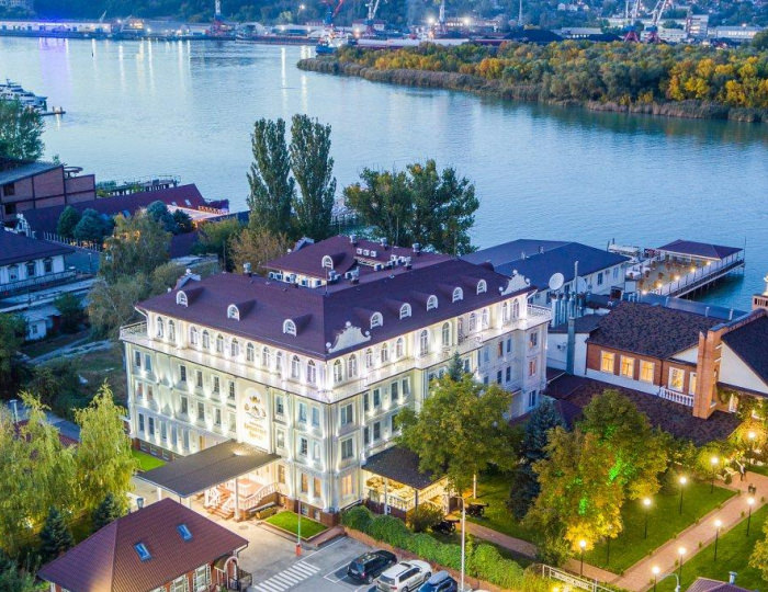 Отель «Петровский Причал Luxury Hotel & SPA» Ростов-на-Дону
