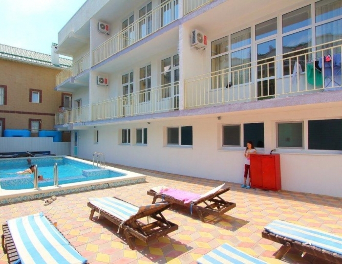 Отель MERRI-OTT / Мэрри-Отт Сукко