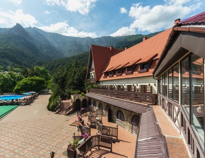 Гостиница «Поляна Сказок» Ялта