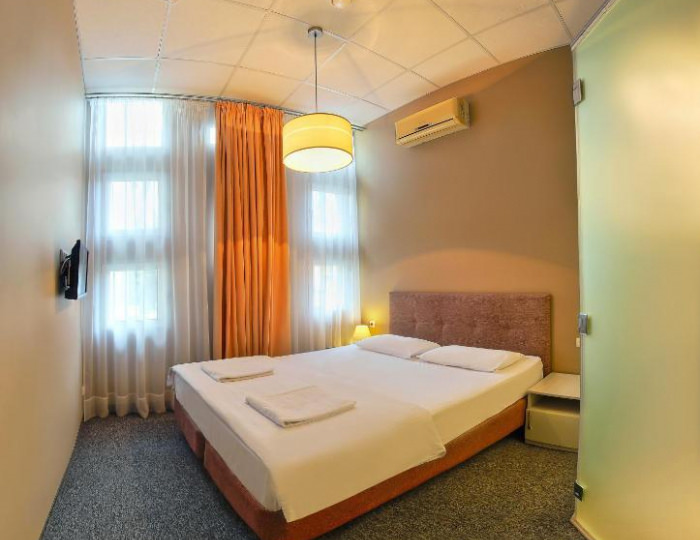 Номер стандарт с 1 двуспальной кроватью - Мини-отель «Максим Горький» Сочи