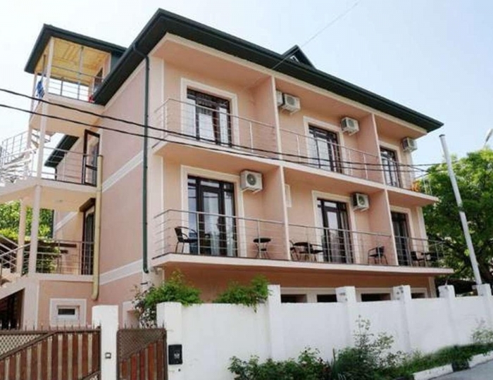 Гостевой дом «Светлый» Дивноморское