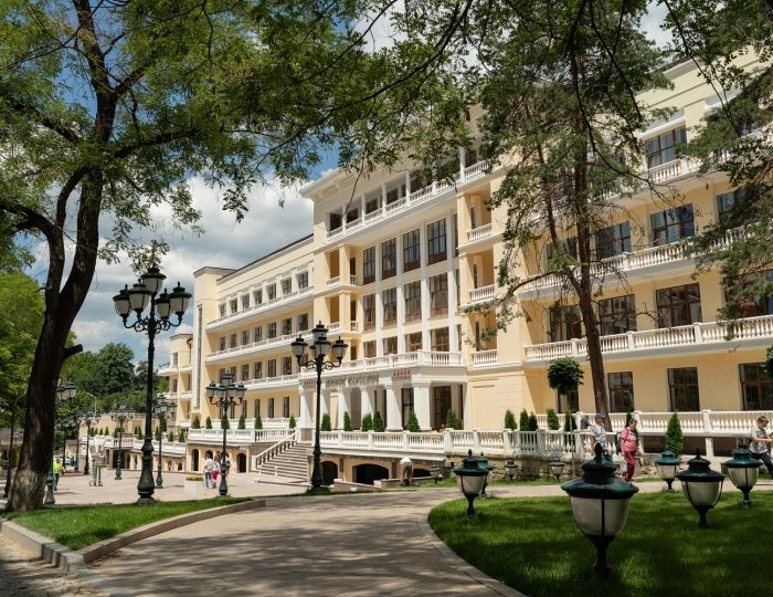 Санаторий «Дворец Нарзанов» Кисловодск