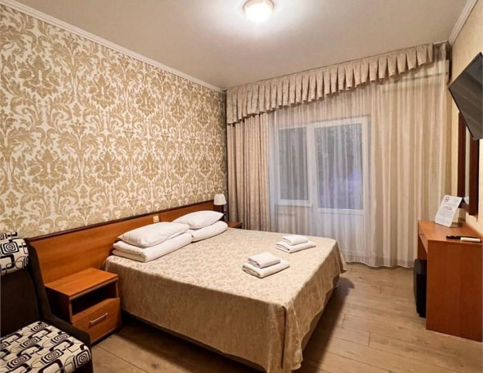 Номер стандарт с 1 двуспальной кроватью №24 - Гостевой дом «Юнона» Сириус