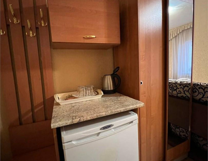 Номер стандарт с 1 односпальной и 1 двуспальной кроватью №47 - Гостевой дом «Юнона» Сириус