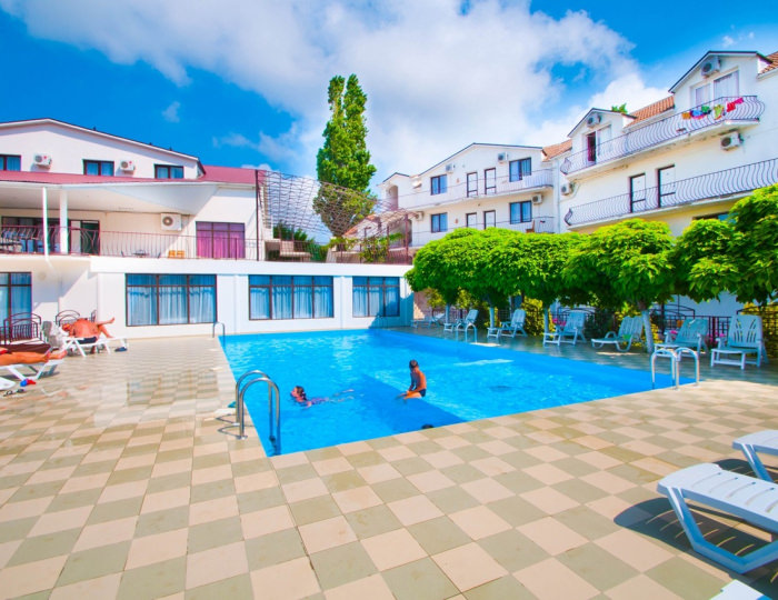 Бассейн - Пансионат «ФЕЯ-1 SUNVILLAGE RESORT & SPA» Анапа