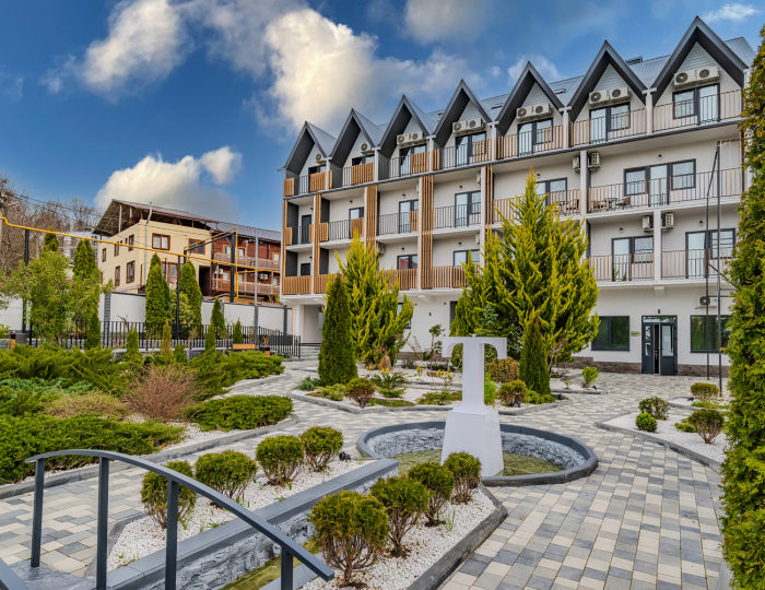 Отель Cosmos Smart Sochi Tivoli Hotel