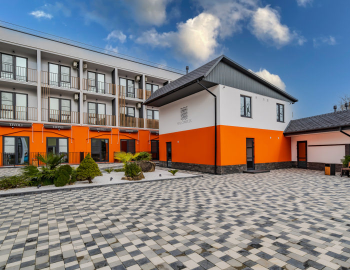 Отель Cosmos Smart Sochi Tivoli Hotel