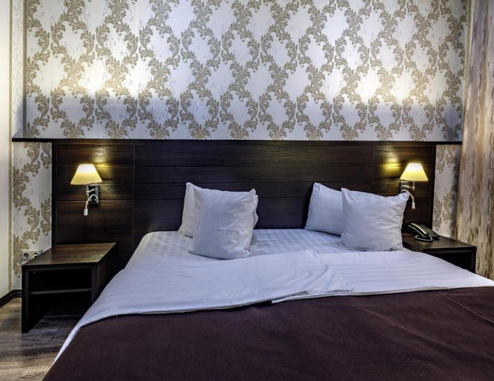 Номер стандарт с 1 двуспальной кроватью - Мини-отель «Голд Шарк Шереметьево» Химки