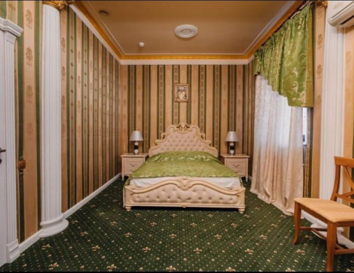 ЛЮКС кабинет "Санкт-Петербург" - Отель «Петровский дворик» Воздвиженское