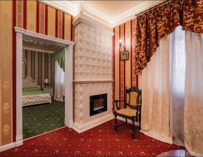 ЛЮКС кабинет "Санкт-Петербург" - Отель «Петровский дворик» Воздвиженское