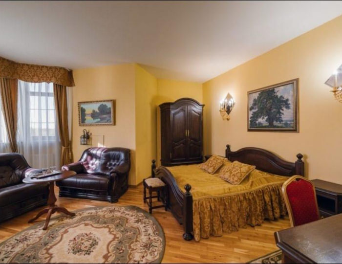 ЛЮКС "Князь Меньшиков" - Отель «Петровский дворик» Воздвиженское