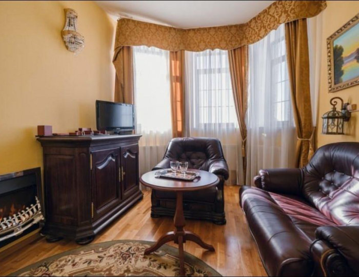 ЛЮКС "Князь Меньшиков" - Отель «Петровский дворик» Воздвиженское