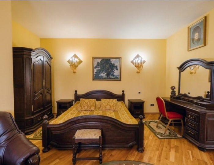 ЛЮКС "Князь Меньшиков" - Отель «Петровский дворик» Воздвиженское