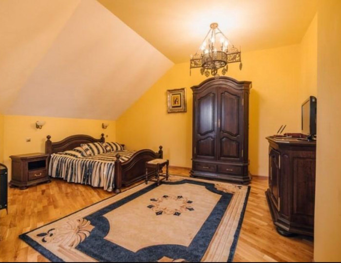 Люкс "Карл XII" - Отель «Петровский дворик» Воздвиженское