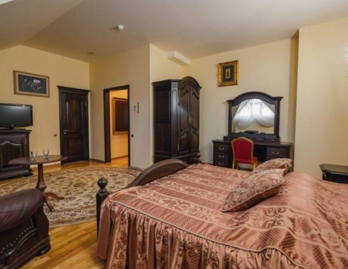 Студия "Мазепа" - Отель «Петровский дворик» Воздвиженское