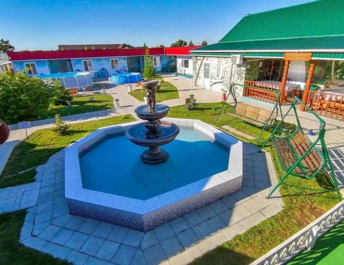 Отель «Лазурное» Яровое