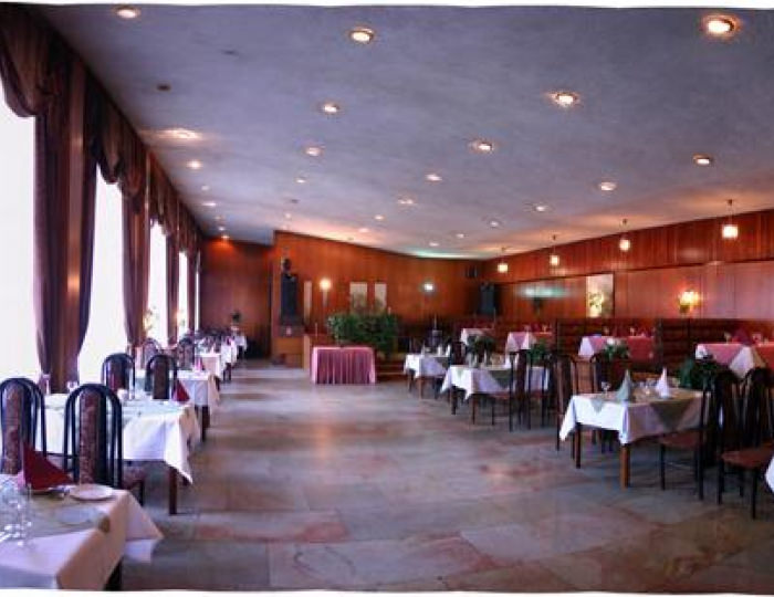 Рестораны и бары - Отель «Дубна» (Корпус 1)