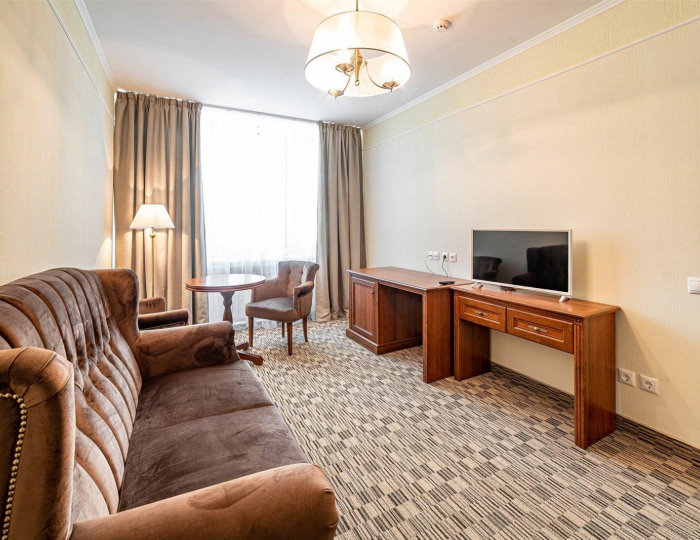 2-комнатный номер улучшенный с 1 двуспальной кроватью - Отель «Дубна» (Корпус 1)