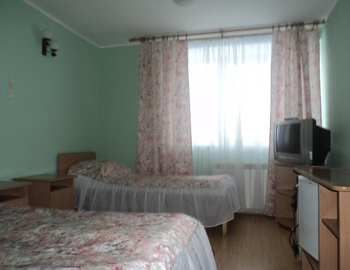 Номер полулюкс с 2 односпальными кроватями (с завтраком) - Отель «Шарья»