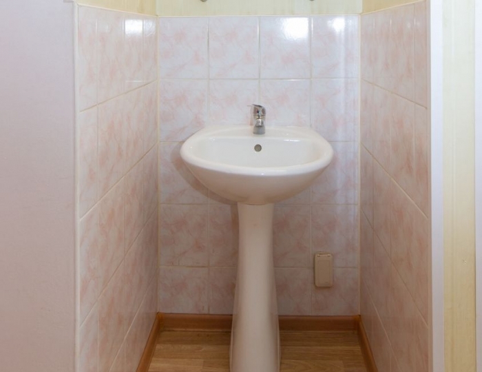 Одноместный эконом с душем (туалет на этаже) - Отель «Шарья»