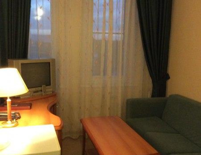 Номер полулюкс с 1 двуспальной кроватью - Отель «Град Берёзов» Березово