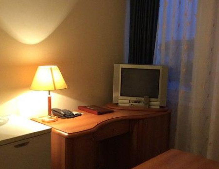 Номер полулюкс с 1 двуспальной кроватью - Отель «Град Берёзов» Березово