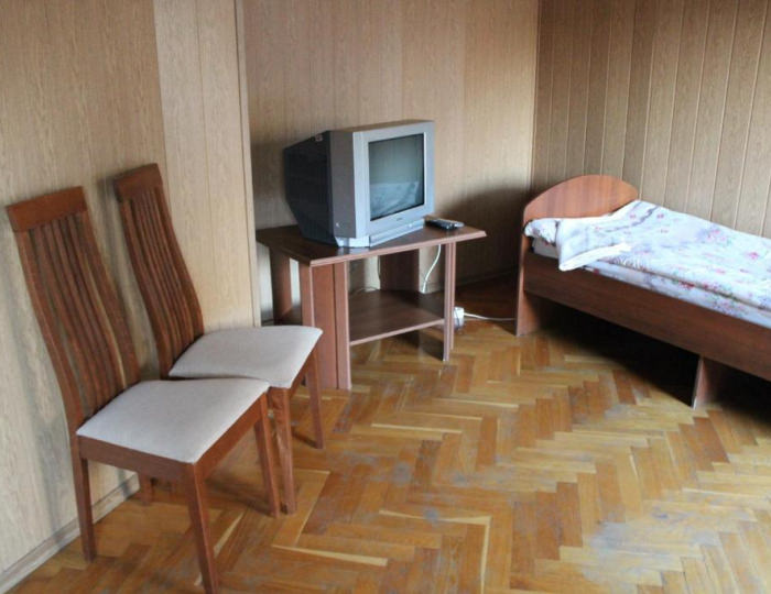 4-местный номер стандарт (с завтраком, мансарда) - Мини-отель «Бисерово» Рыбхоз