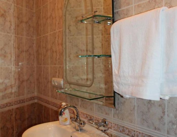 Номер люкс (с завтраком) - Мини-отель «Бисерово» Рыбхоз