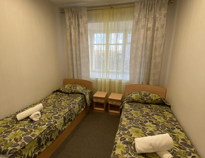 Номер эконом с 2 односпальными кроватями (общие удобства на этаже) - Отель «Лососинская» Петрозаводск