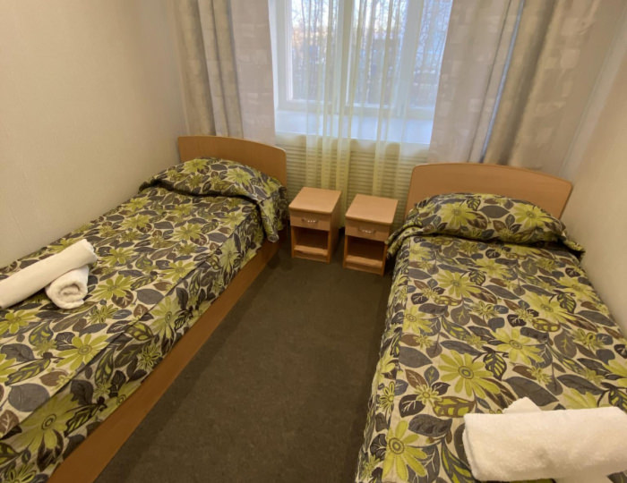 Номер эконом с 2 односпальными кроватями (общие удобства на этаже) - Отель «Лососинская» Петрозаводск