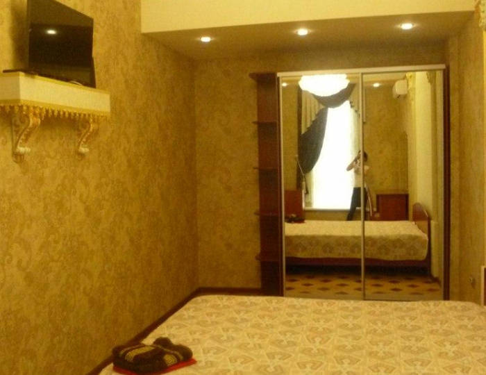 Номер ВИП с 1 двуспальной кроватью (с завтраком) - Мини-отель «Релакс» Пыть-Ях